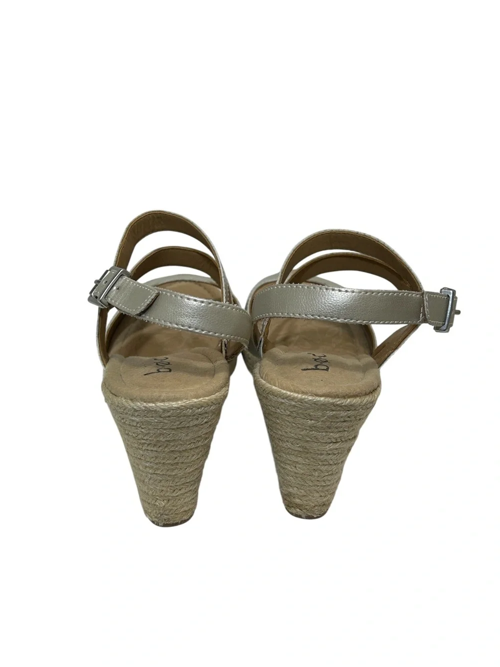 B.O.C .Women’s  Size 8M US Sandals Strappy Synthetic Beige Platform Wedge Z52346